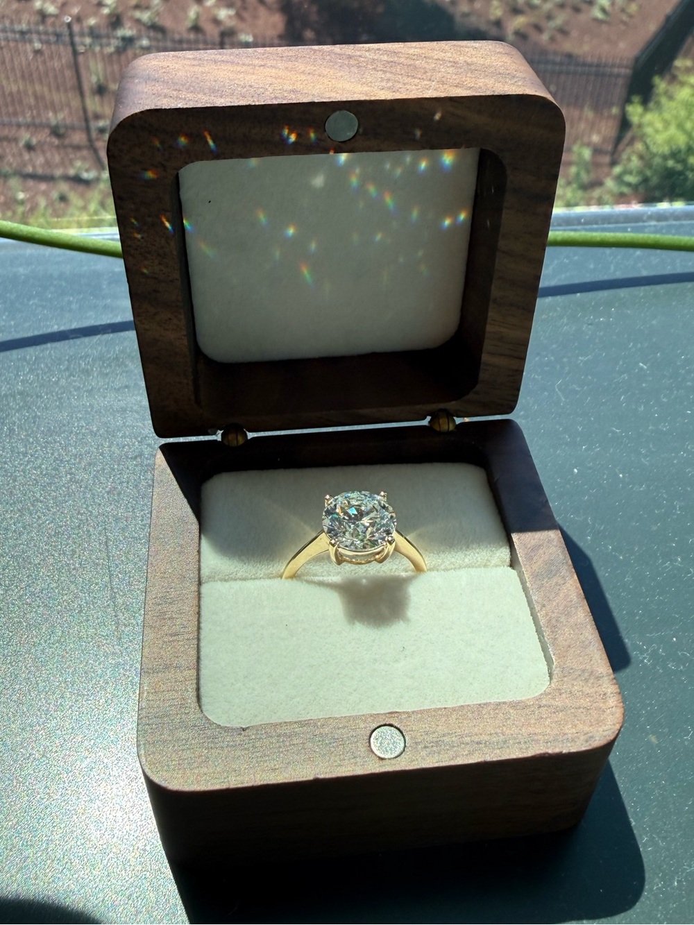 14K Gold 2.98 CT IGI Certified Lab-Grown Diamond Ring | E/VVS2 | Round Brilliant